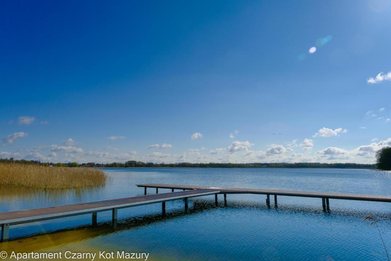 Czarny Kot Mazury Dom Caloroczny Villa Malkinie Eksteriør billede