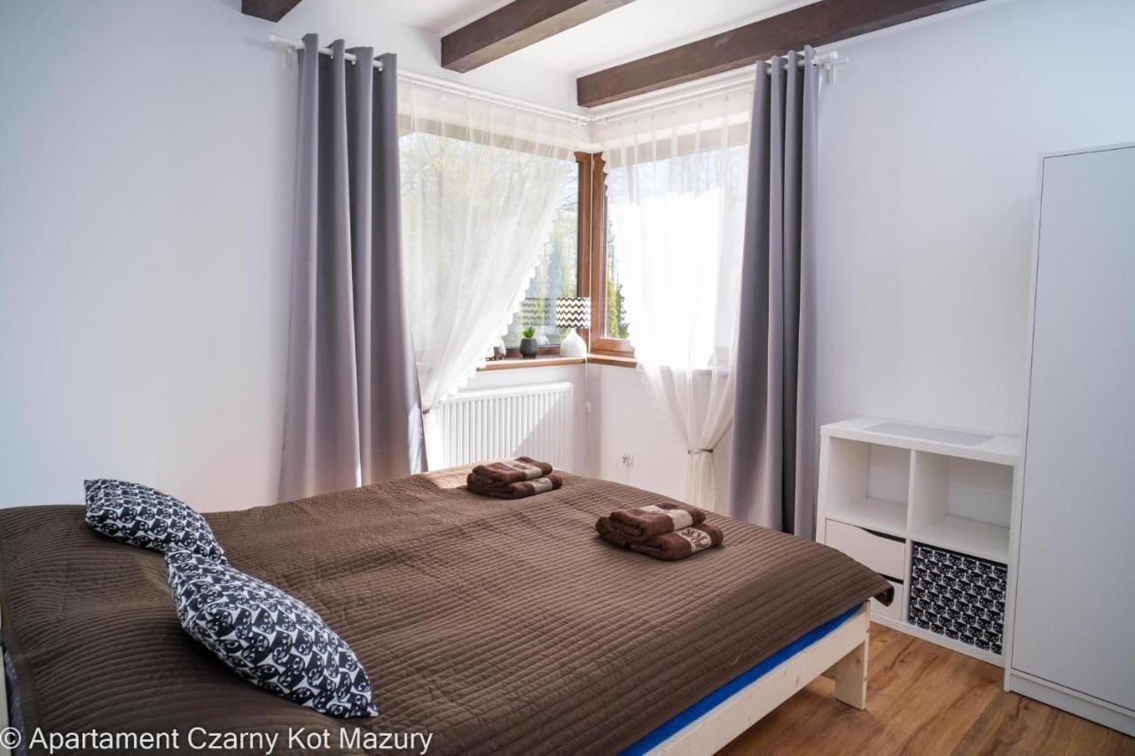 Czarny Kot Mazury Dom Caloroczny Villa Malkinie Eksteriør billede