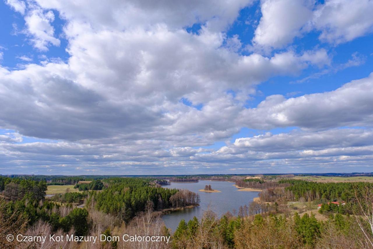 Czarny Kot Mazury Dom Caloroczny Villa Malkinie Eksteriør billede